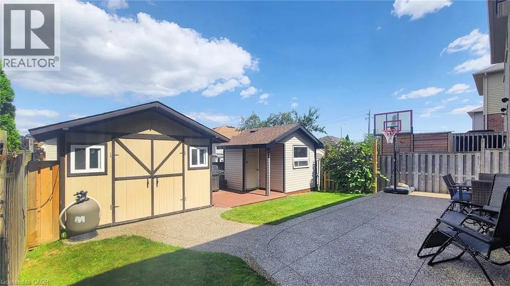 50 BANKFIELD Crescent
