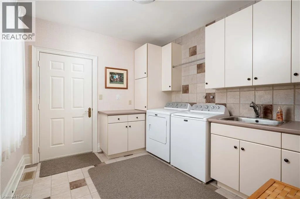 276 CARRINGTON Place