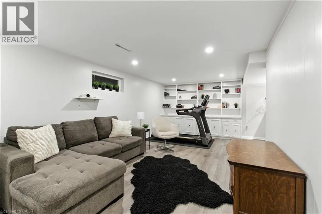 43 BELAIR Drive