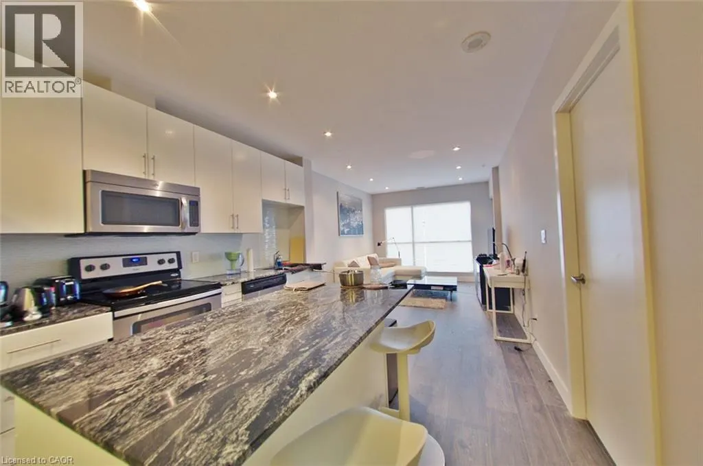 1 VICTORIA Street S Unit# 906, #906