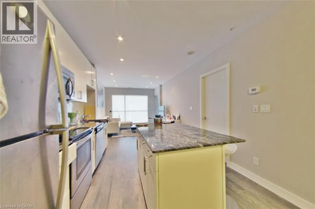 1 VICTORIA Street S Unit# 906, #906