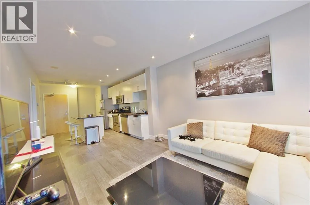 1 VICTORIA Street S Unit# 906, #906