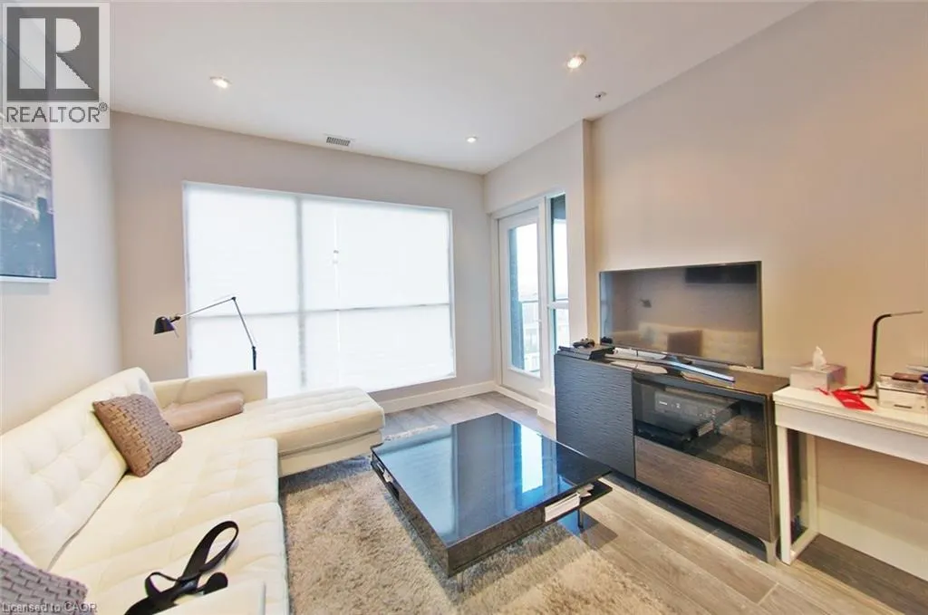 1 VICTORIA Street S Unit# 906, #906