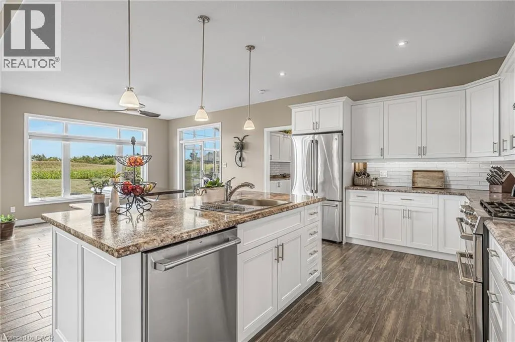 3 SILVERTHORNE Court