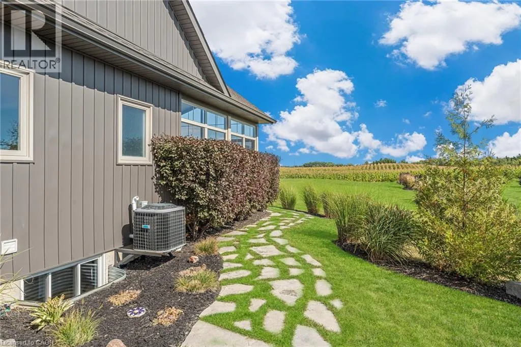 3 SILVERTHORNE Court