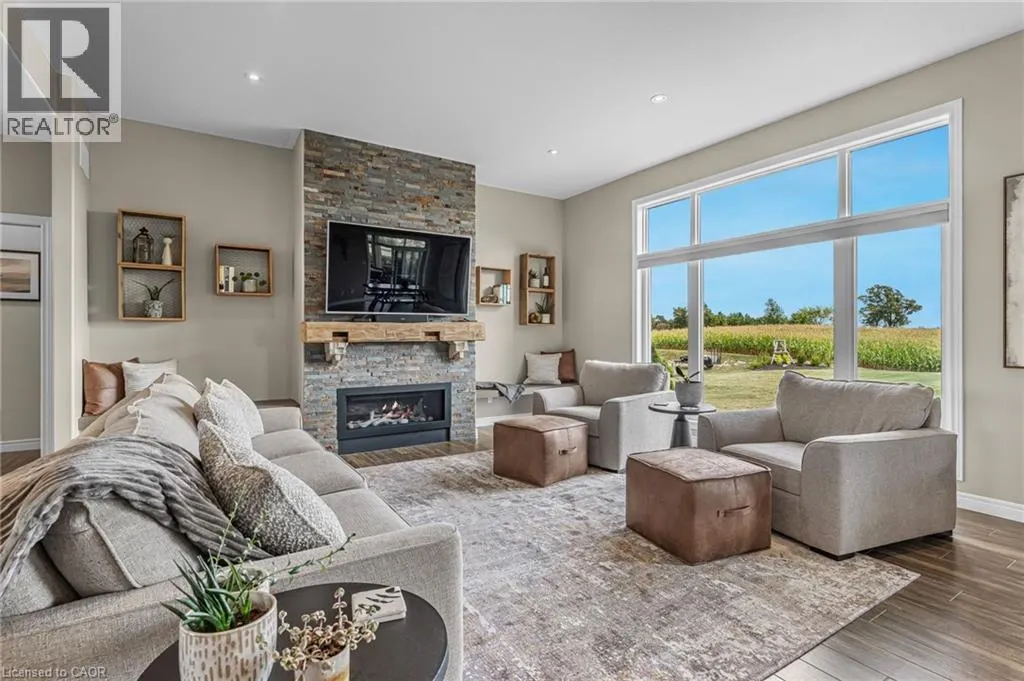 3 SILVERTHORNE Court