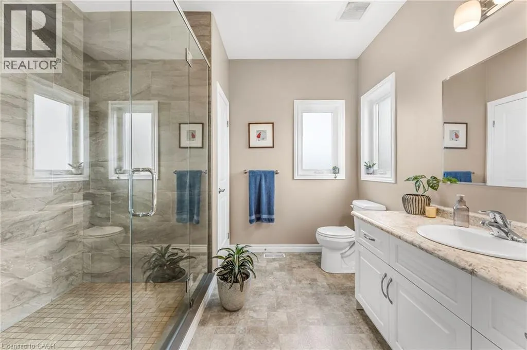 3 SILVERTHORNE Court