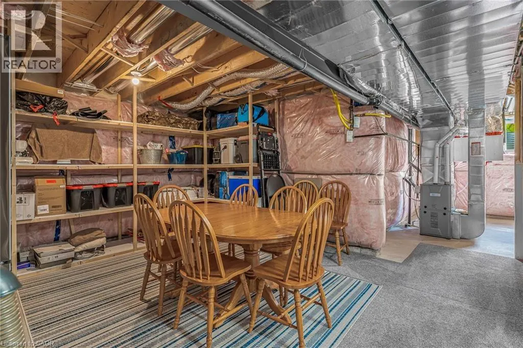 3 SILVERTHORNE Court