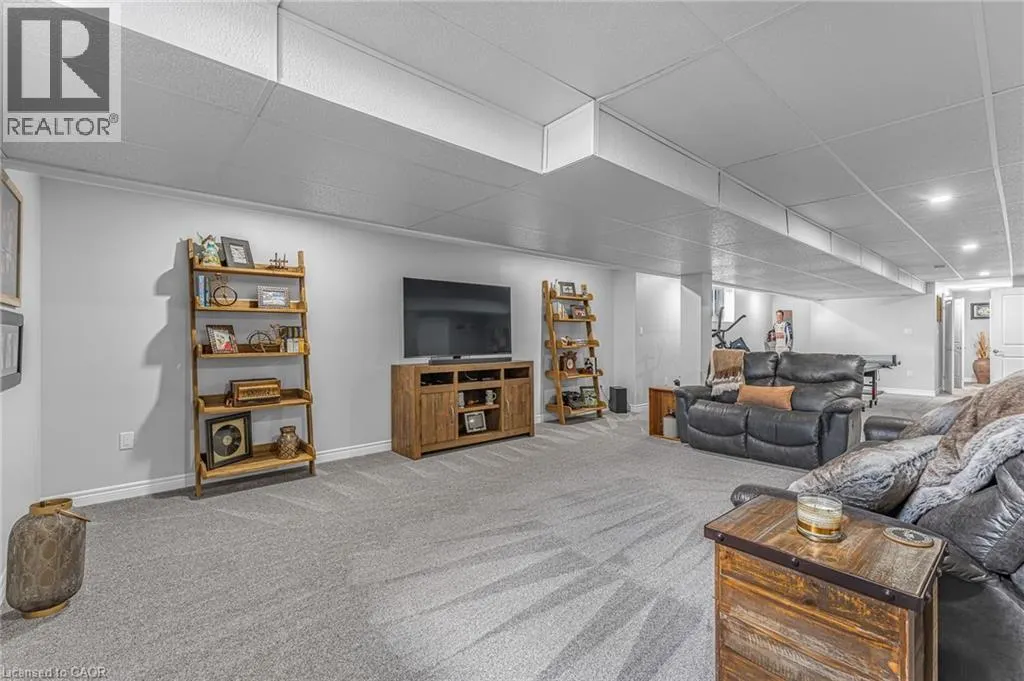 3 SILVERTHORNE Court
