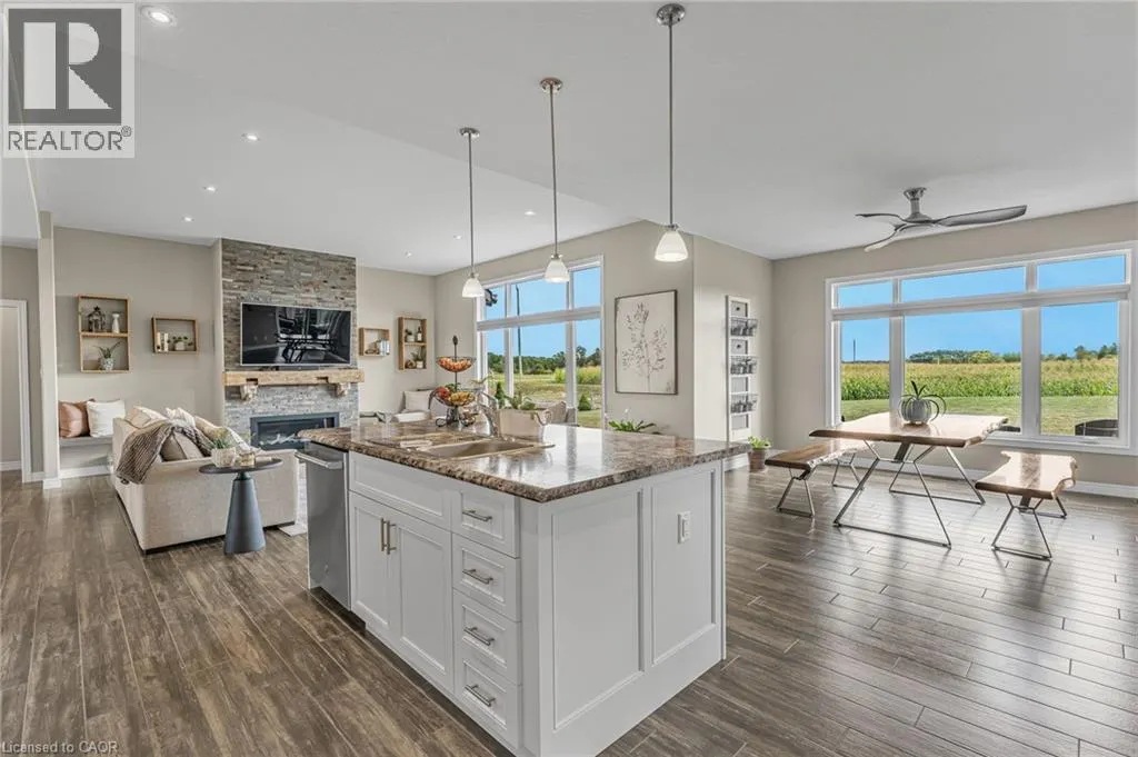 3 SILVERTHORNE Court