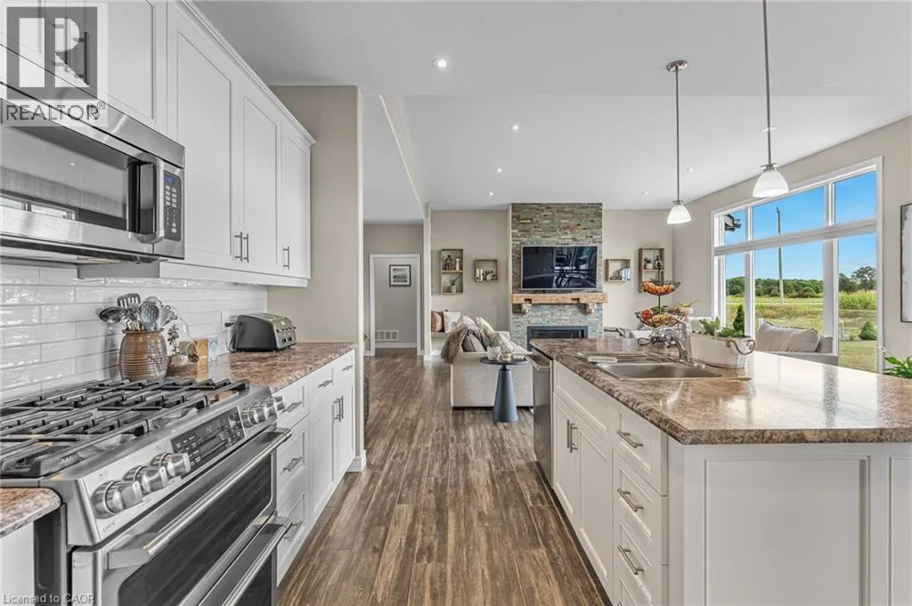 3 SILVERTHORNE Court