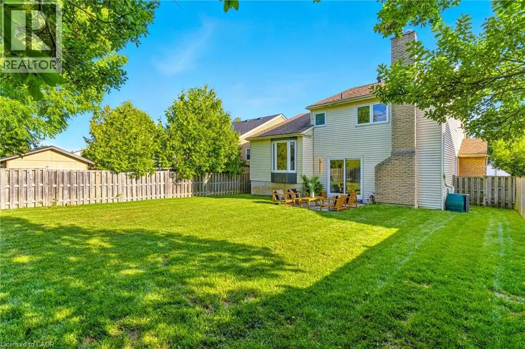 40 HIGHVIEW Drive