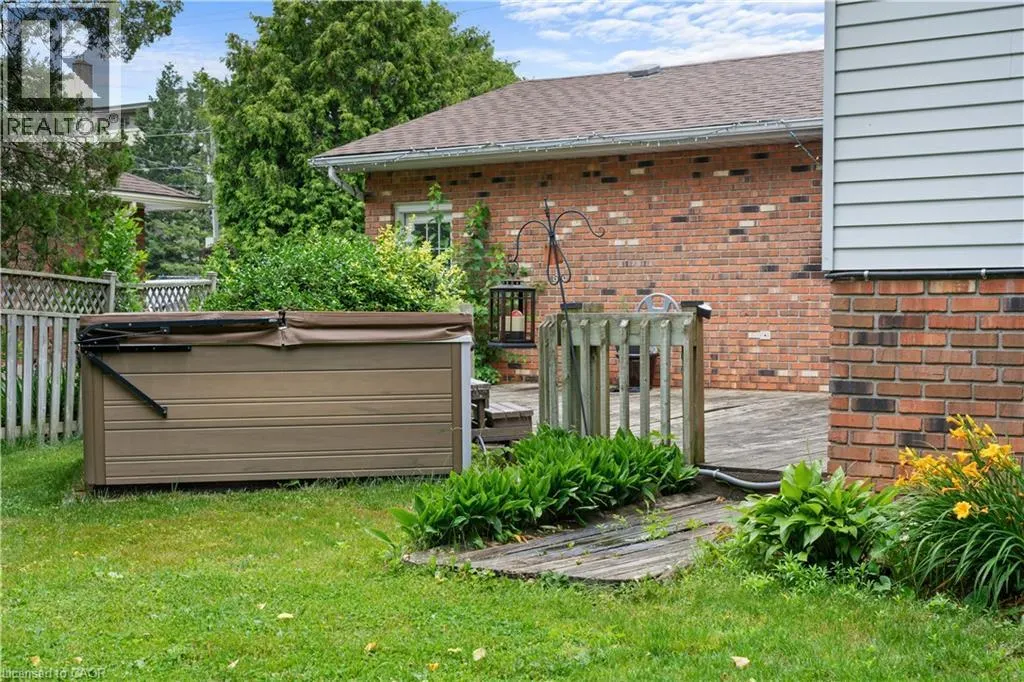 121 TOLLGATE Road