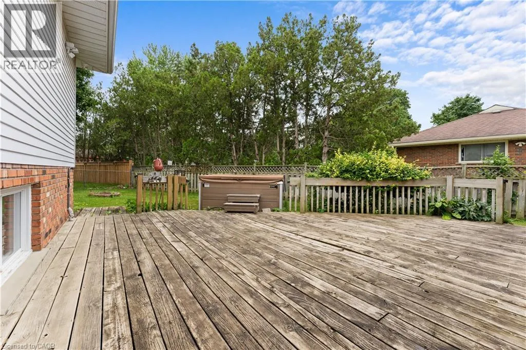 121 TOLLGATE Road