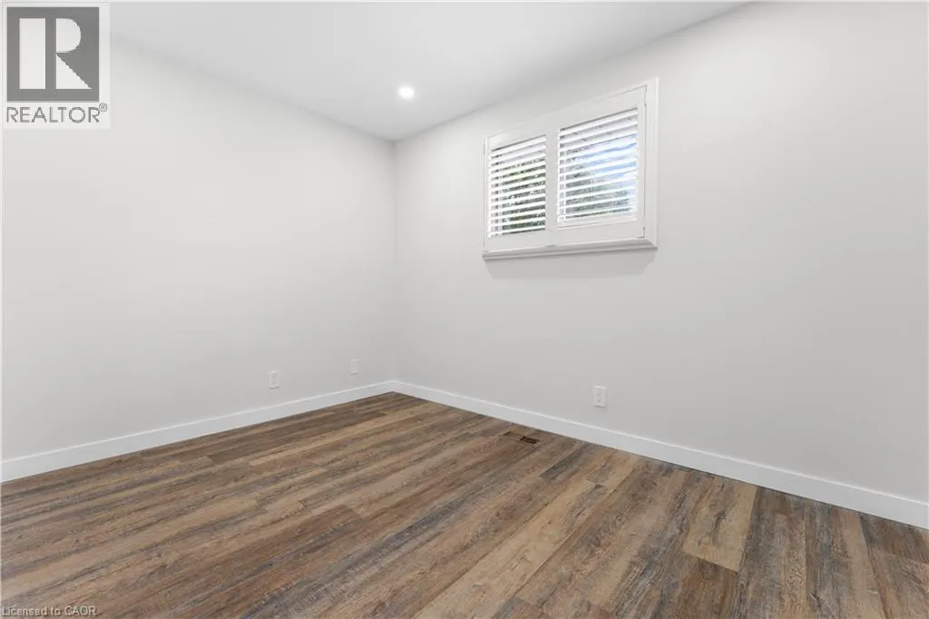 121 TOLLGATE Road