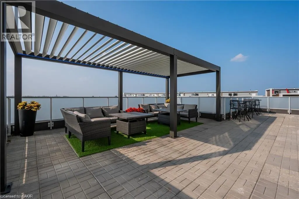 1438 HIGHLAND Road W Unit# 605, #605