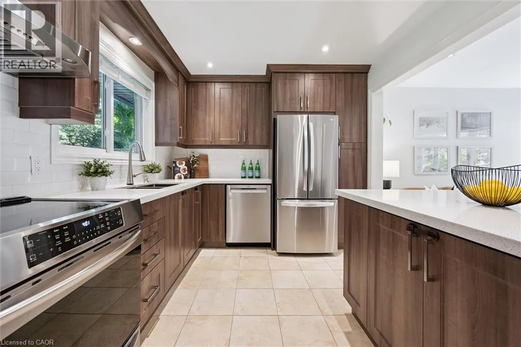 89 MAYFIELD Avenue