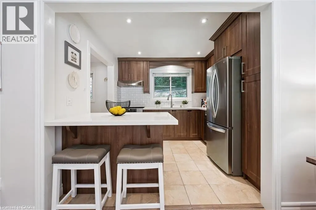 89 MAYFIELD Avenue