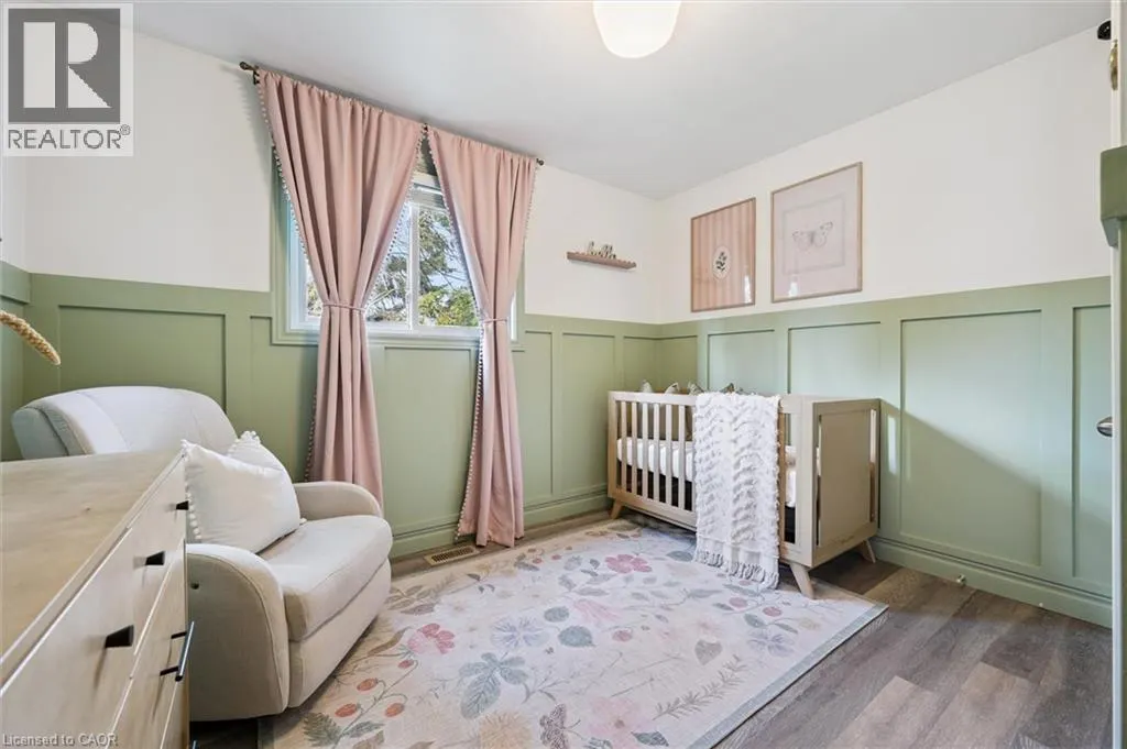 89 MAYFIELD Avenue