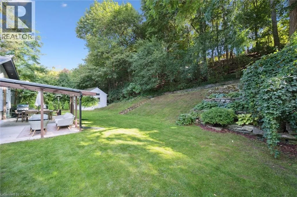 89 MAYFIELD Avenue