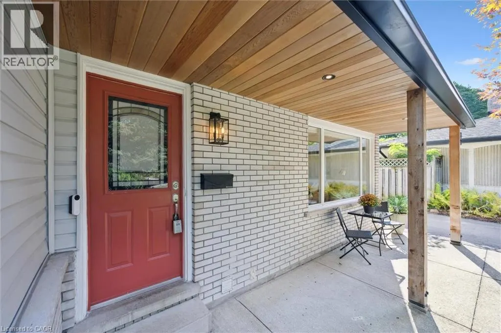 89 MAYFIELD Avenue