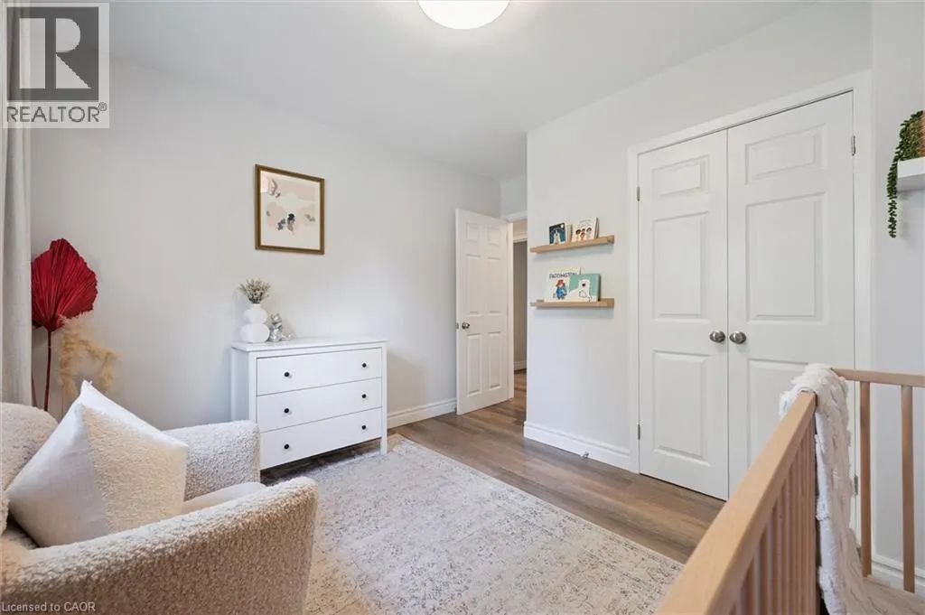 89 MAYFIELD Avenue