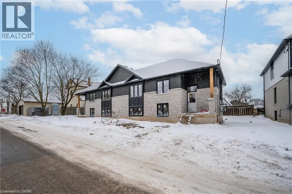 18 HINCKS Street Unit# B, #B