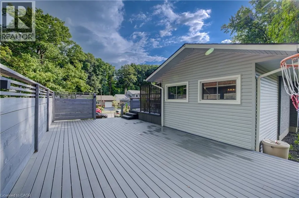 120 RENNIE Drive