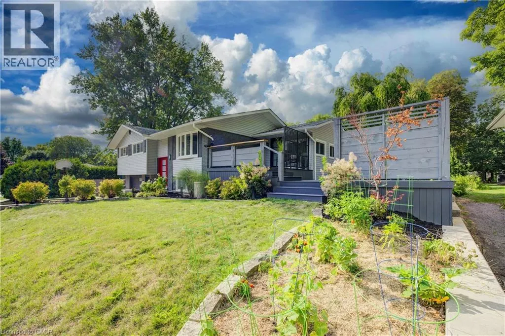 120 RENNIE Drive