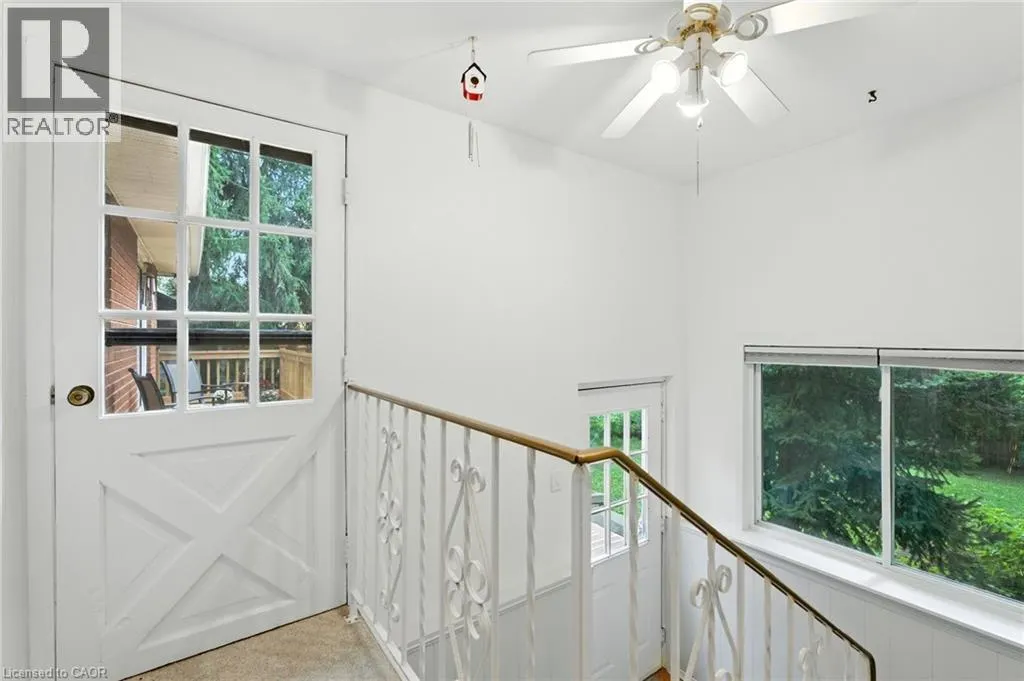 279 MAIN Street N
