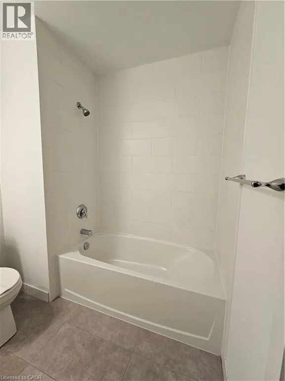 1434 HIGHLAND Road W Unit# 107, #107