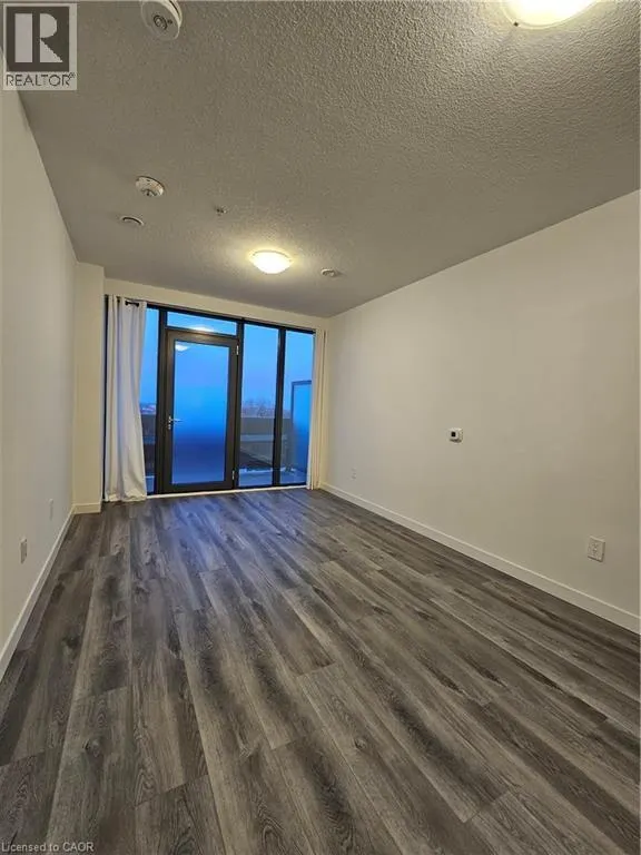 1434 HIGHLAND Road W Unit# 107, #107