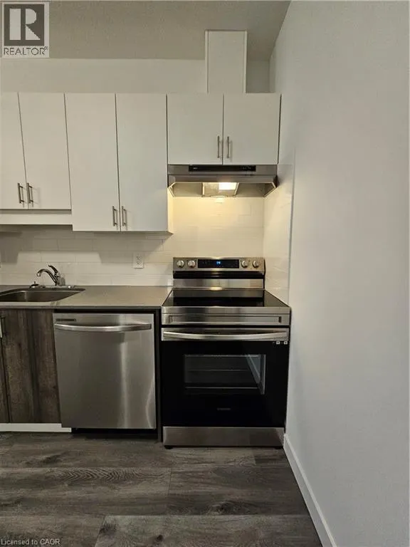 1434 HIGHLAND Road W Unit# 107, #107