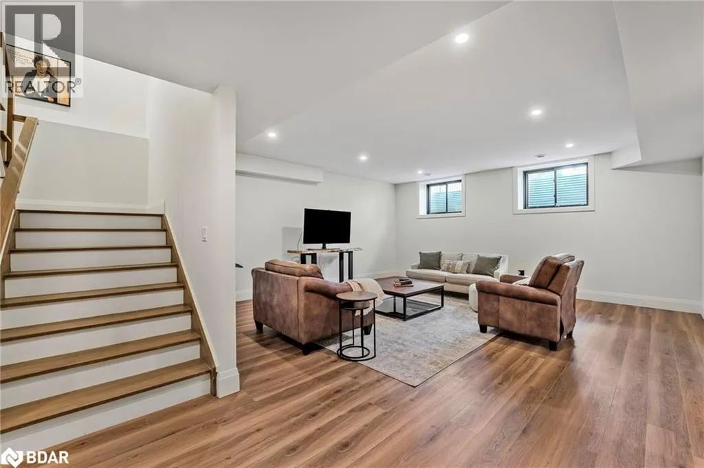46 TYNDALE Road