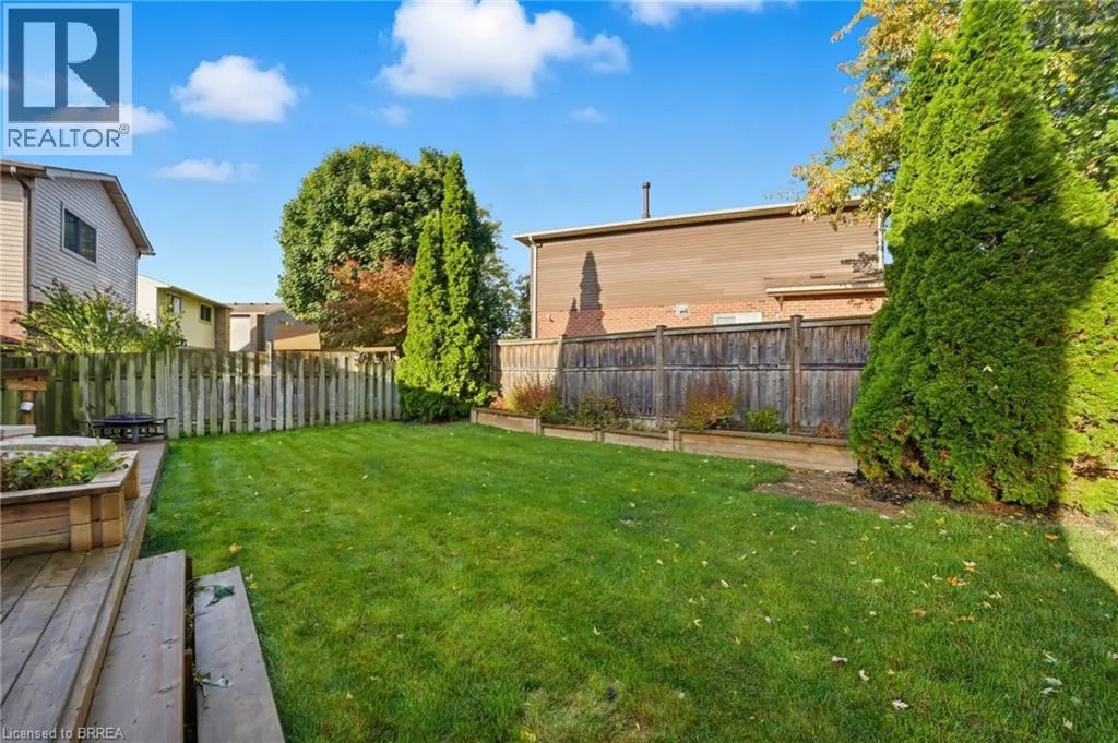 23 VANCE Crescent