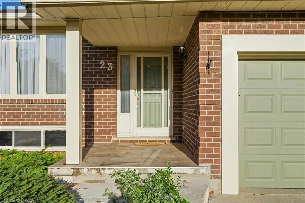 23 VANCE Crescent