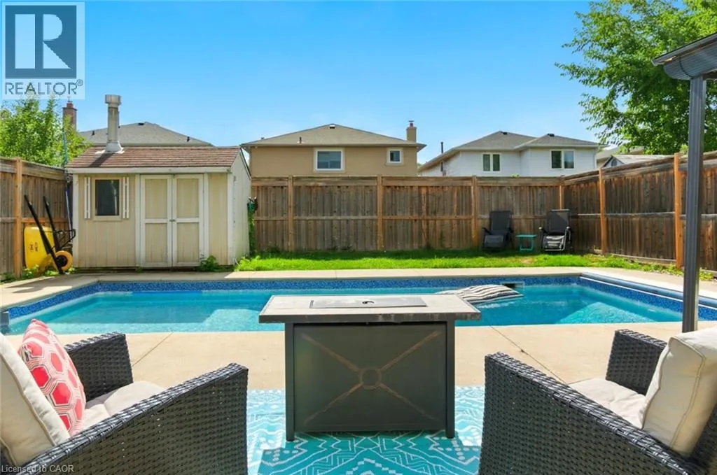 580 DEERHURST Drive