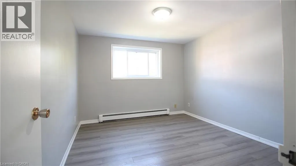 529 PARKSIDE Drive Unit# 7, #7