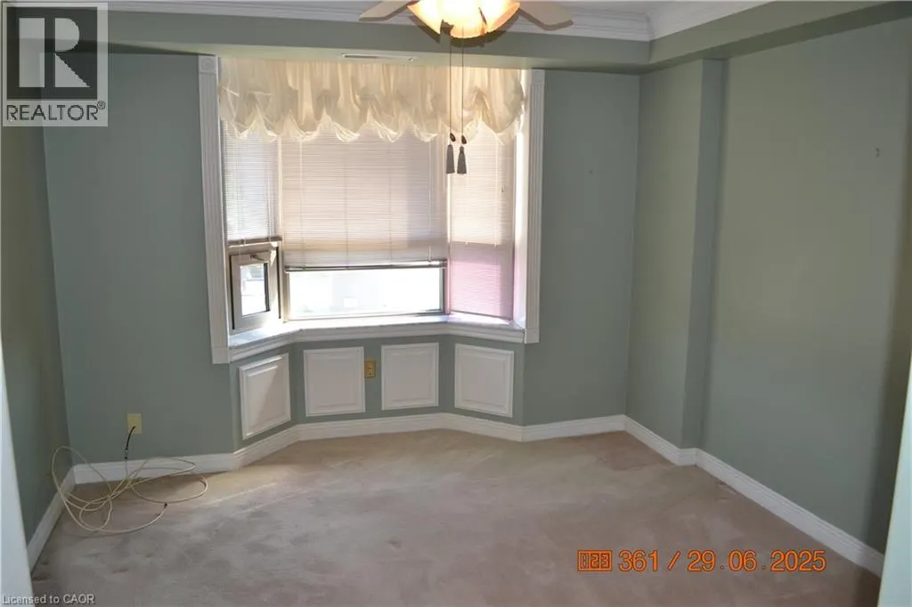 8 VILLAGE GREEN Boulevard Unit# 811, #811