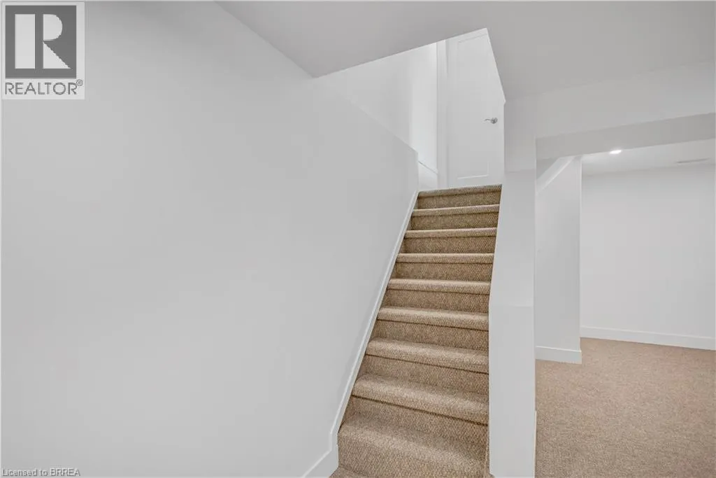 34 OAKHILL Drive Unit# 20B, #20B