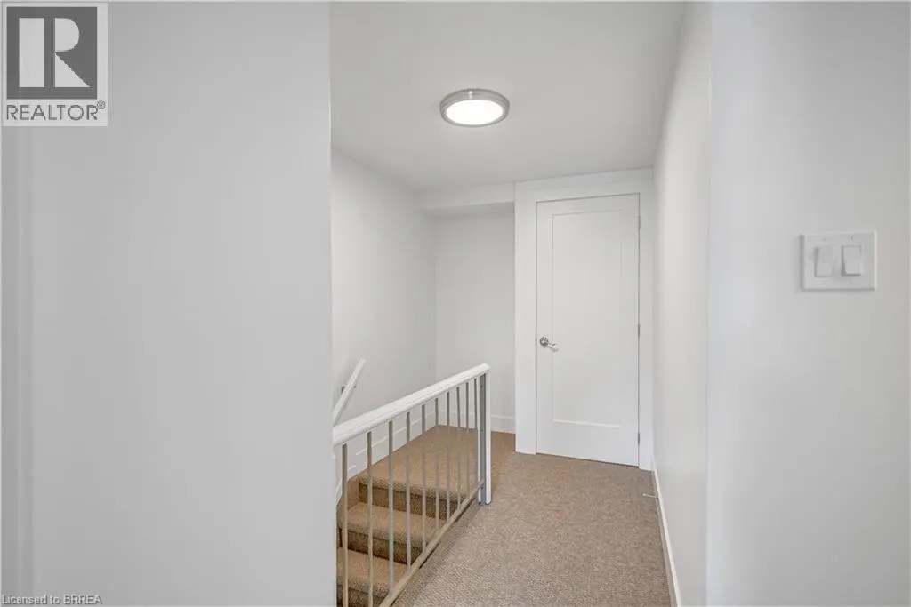 34 OAKHILL Drive Unit# 20B, #20B