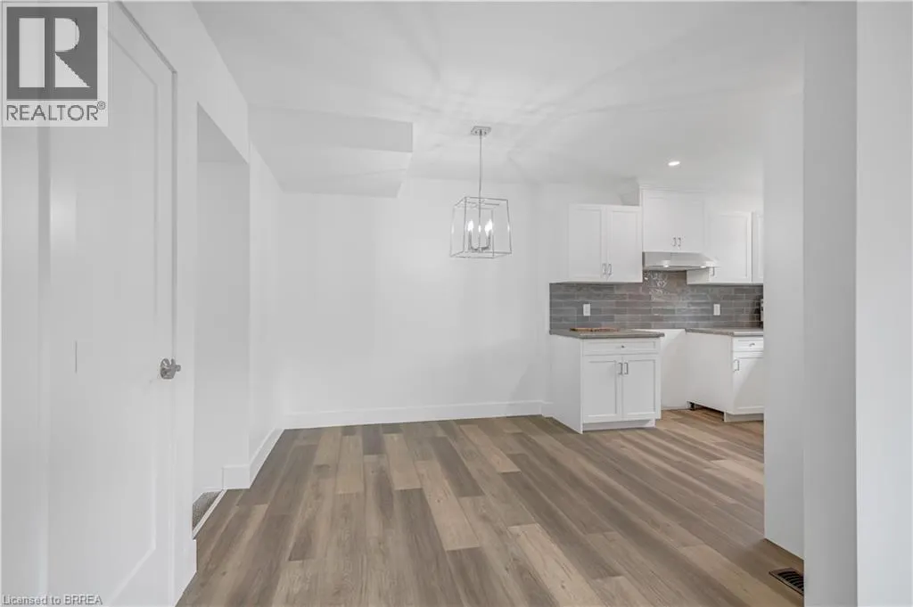 34 OAKHILL Drive Unit# 20B, #20B