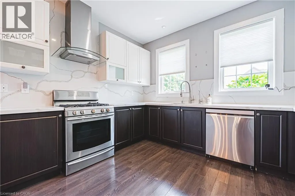 8788 DOGWOOD Crescent