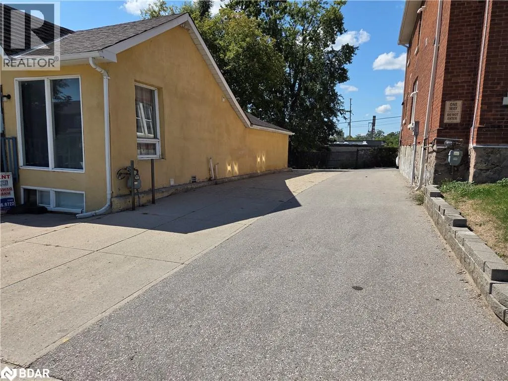 34 TORONTO Street Unit# BSMT, #BSMT