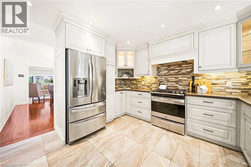 1246 OLD CARRIAGE Way