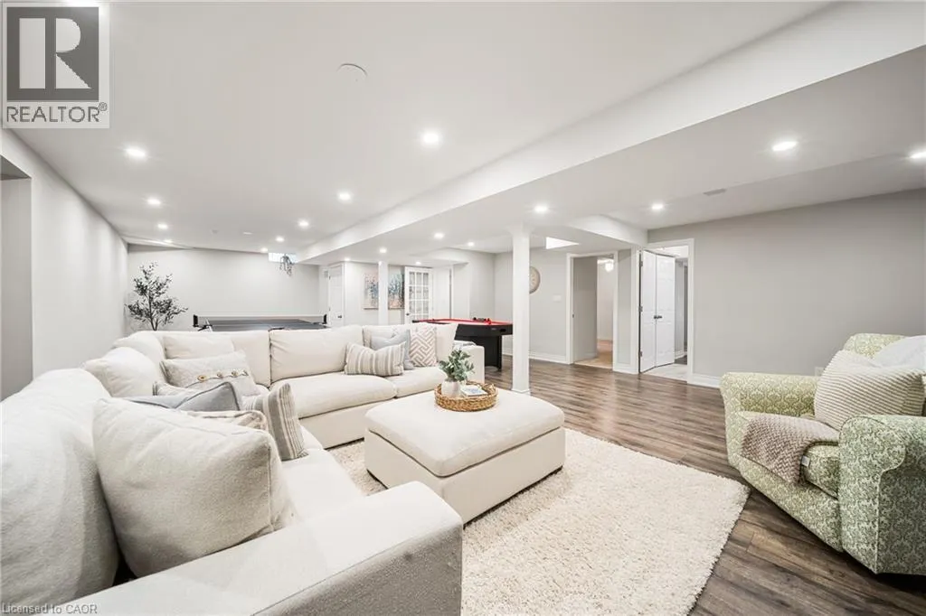 1246 OLD CARRIAGE Way