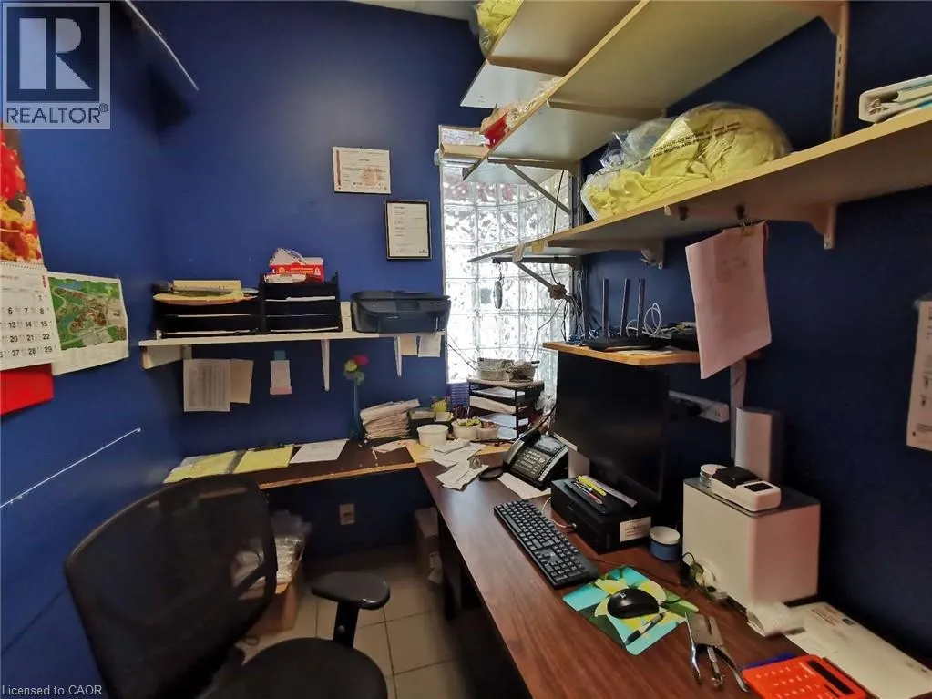 450 COLUMBIA Street W Unit# A01009A, #A01009A