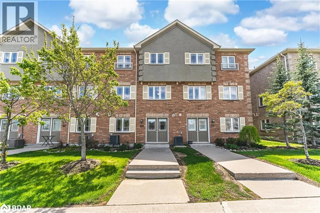 209 HARVIE Road Unit# 35, #35