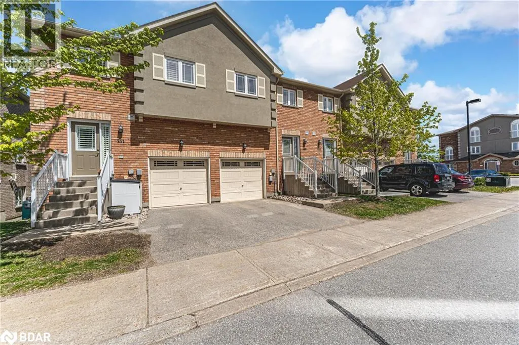 209 HARVIE Road Unit# 35, #35