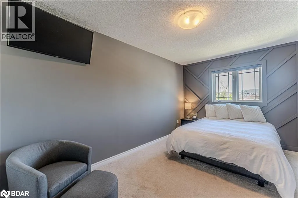 209 HARVIE Road Unit# 35, #35